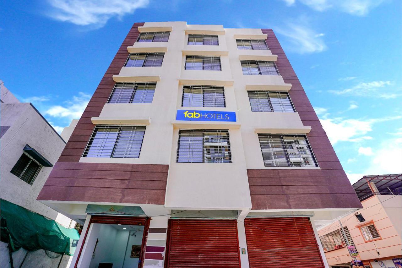 Fabhotel Crystal Inn - Nr Suvarndeep Chowk Pimpri-Chinchwad Zewnętrze zdjęcie