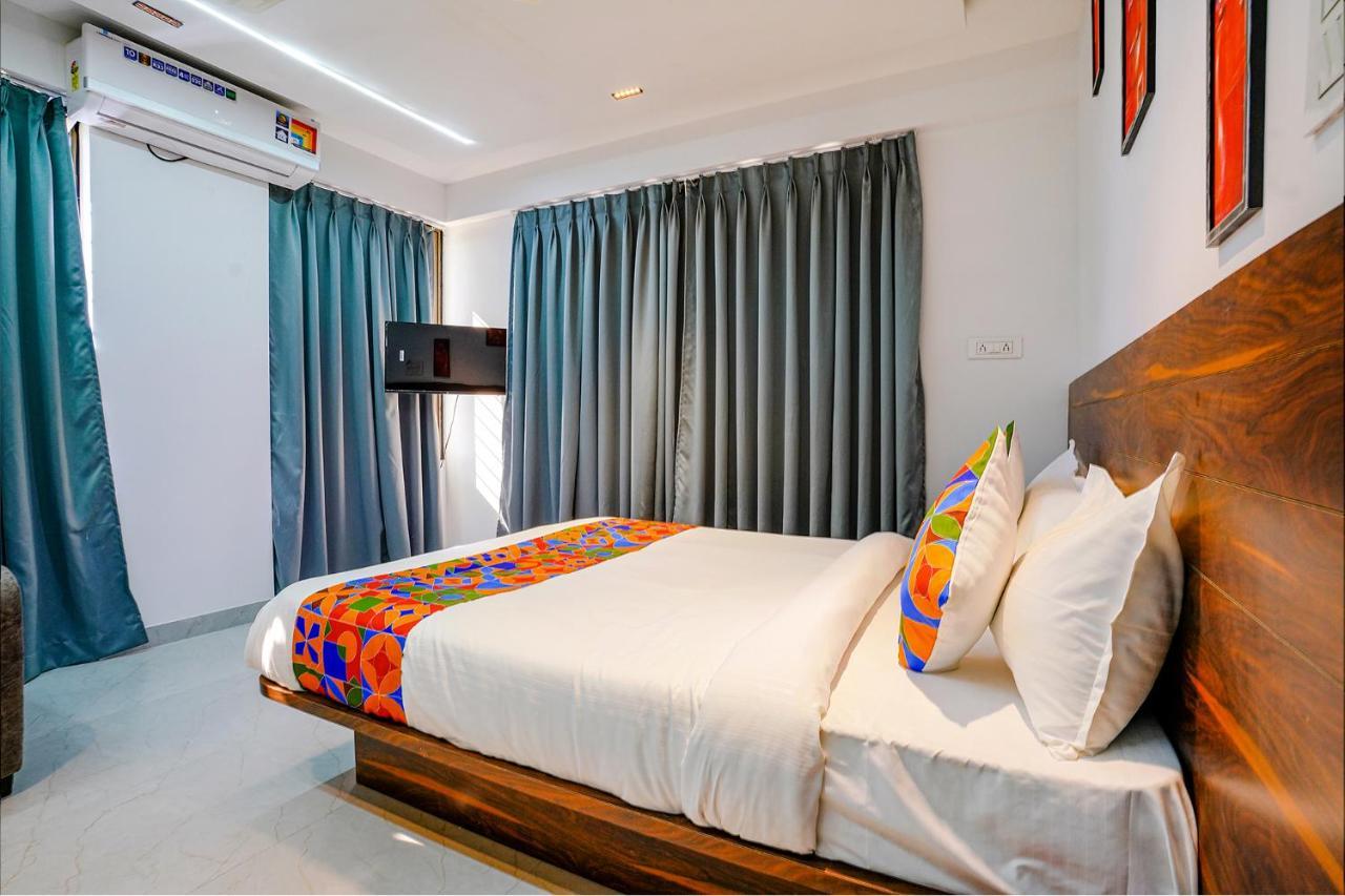 Fabhotel Crystal Inn - Nr Suvarndeep Chowk Pimpri-Chinchwad Zewnętrze zdjęcie